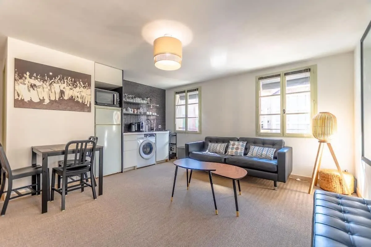 סן טרופז Superbe Appartement Plein Centre De St Tropez